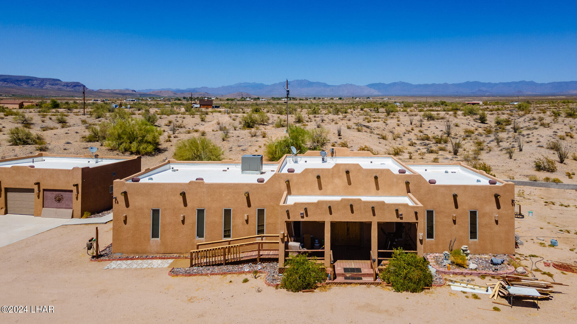 16902 Lawton Road Yucca, AZ 86438 - Photo 2 of 66 16902 Lawton Rd-50