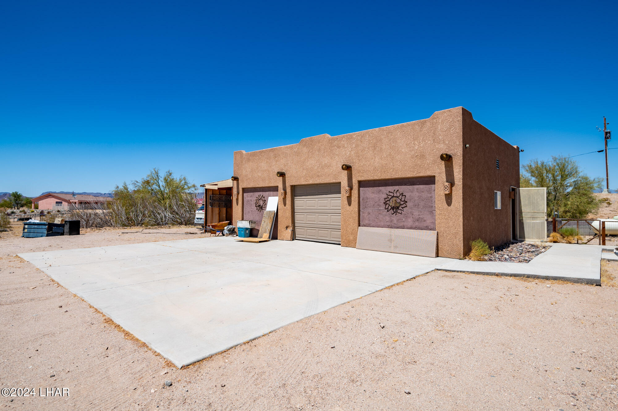 16902 Lawton Road Yucca, AZ 86438 - Photo 42 of 66 16902 Lawton Rd-36