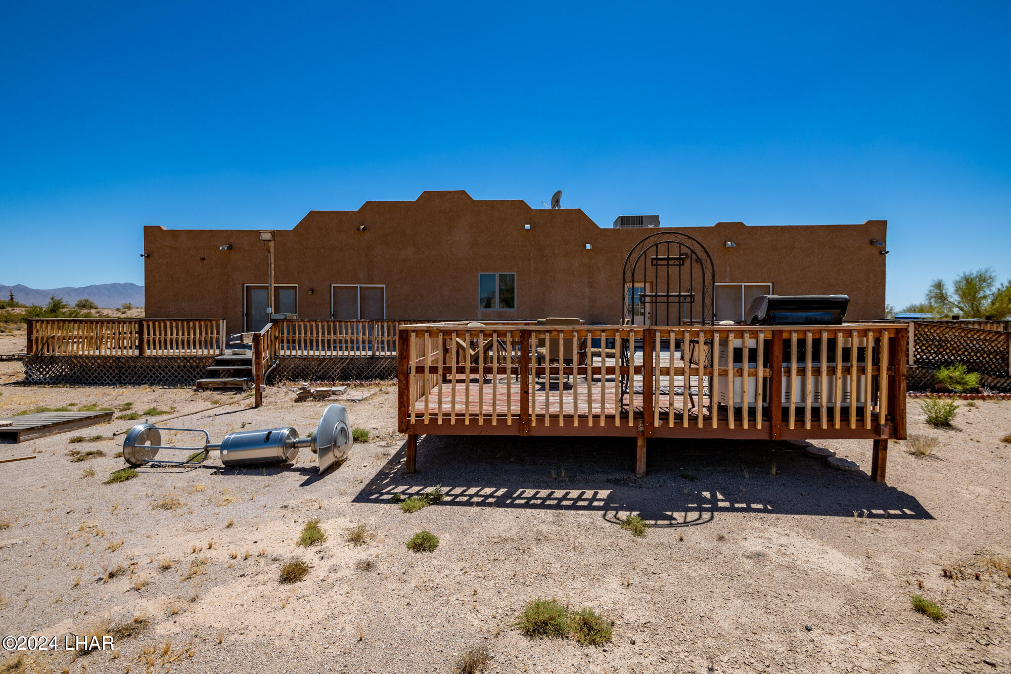 16902 Lawton Road Yucca, AZ 86438 - Photo 45 of 66 16902 Lawton Rd-39