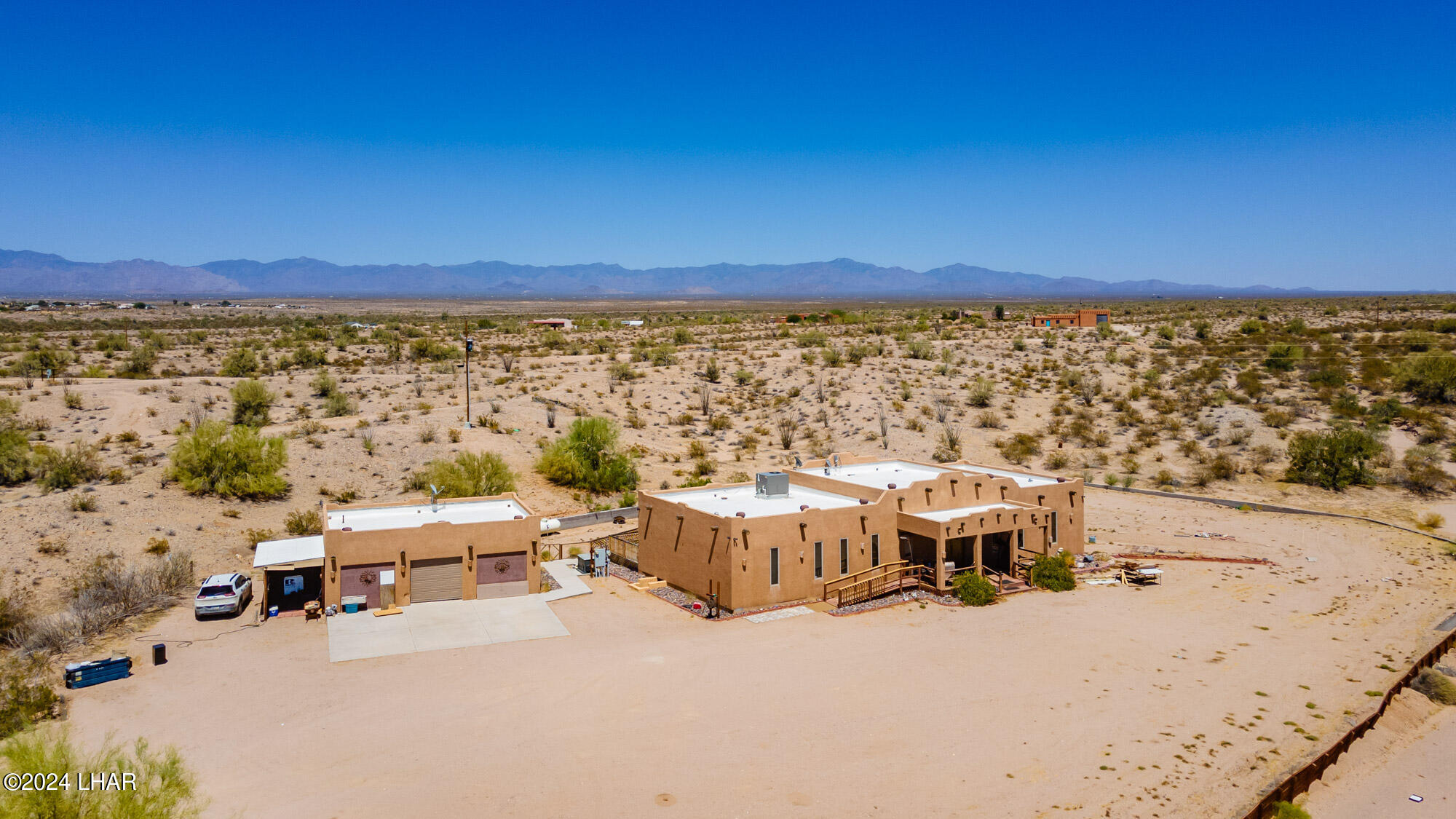16902 Lawton Road Yucca, AZ 86438 - Photo 5 of 66 16902 Lawton Rd-48