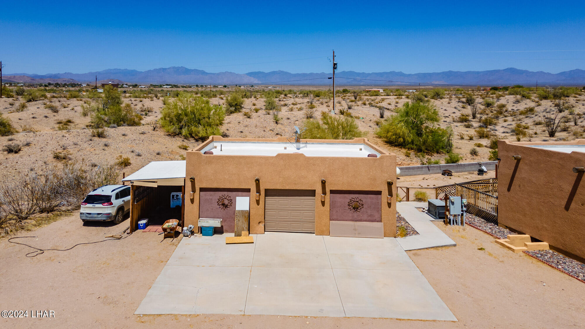 16902 Lawton Road Yucca, AZ 86438 - Photo 6 of 66 16902 Lawton Rd-49