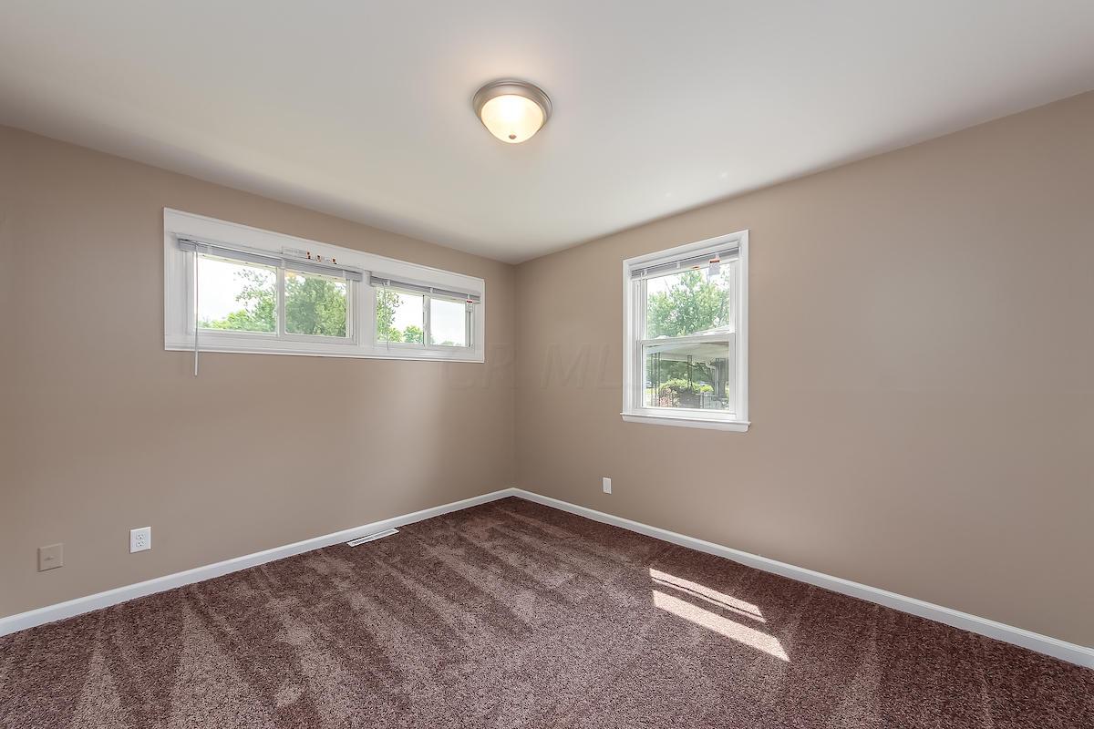 2054 Case Road Columbus, OH 43224 - Photo 22 of 34
