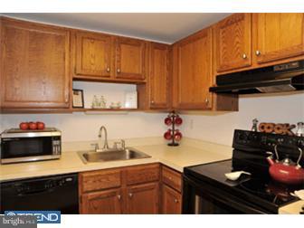 232 Church Road, Unit 2C Ardmore, PA 19003 - Photo 3 of 11 Kitchen