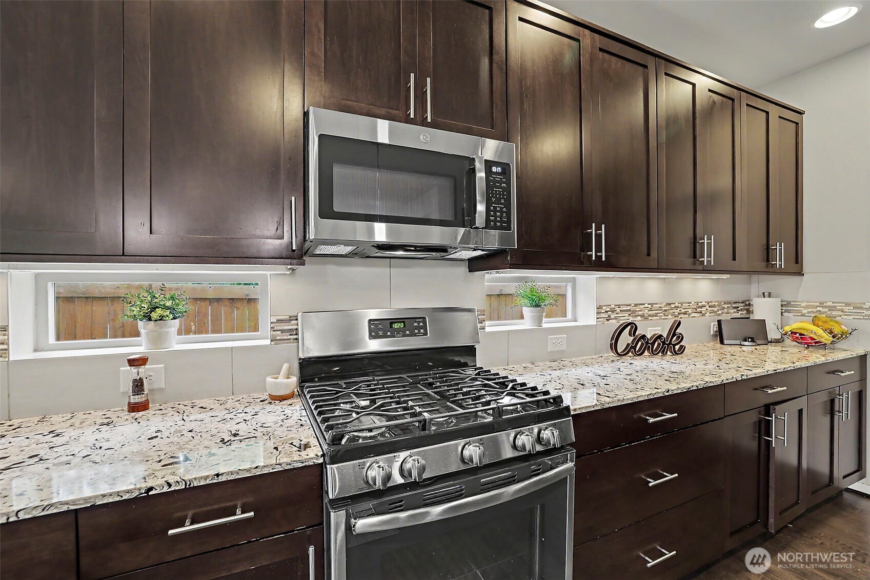 17511 92nd Place Northeast Bothell, WA 98011 - Photo 11 of 40 Gallery Image 11