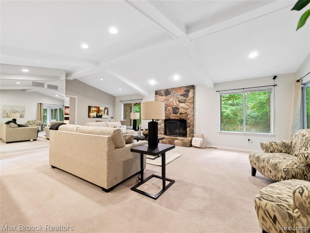 4899 Wye Oak Road Bloomfield Hills, MI 48301 - Photo 8 of 23