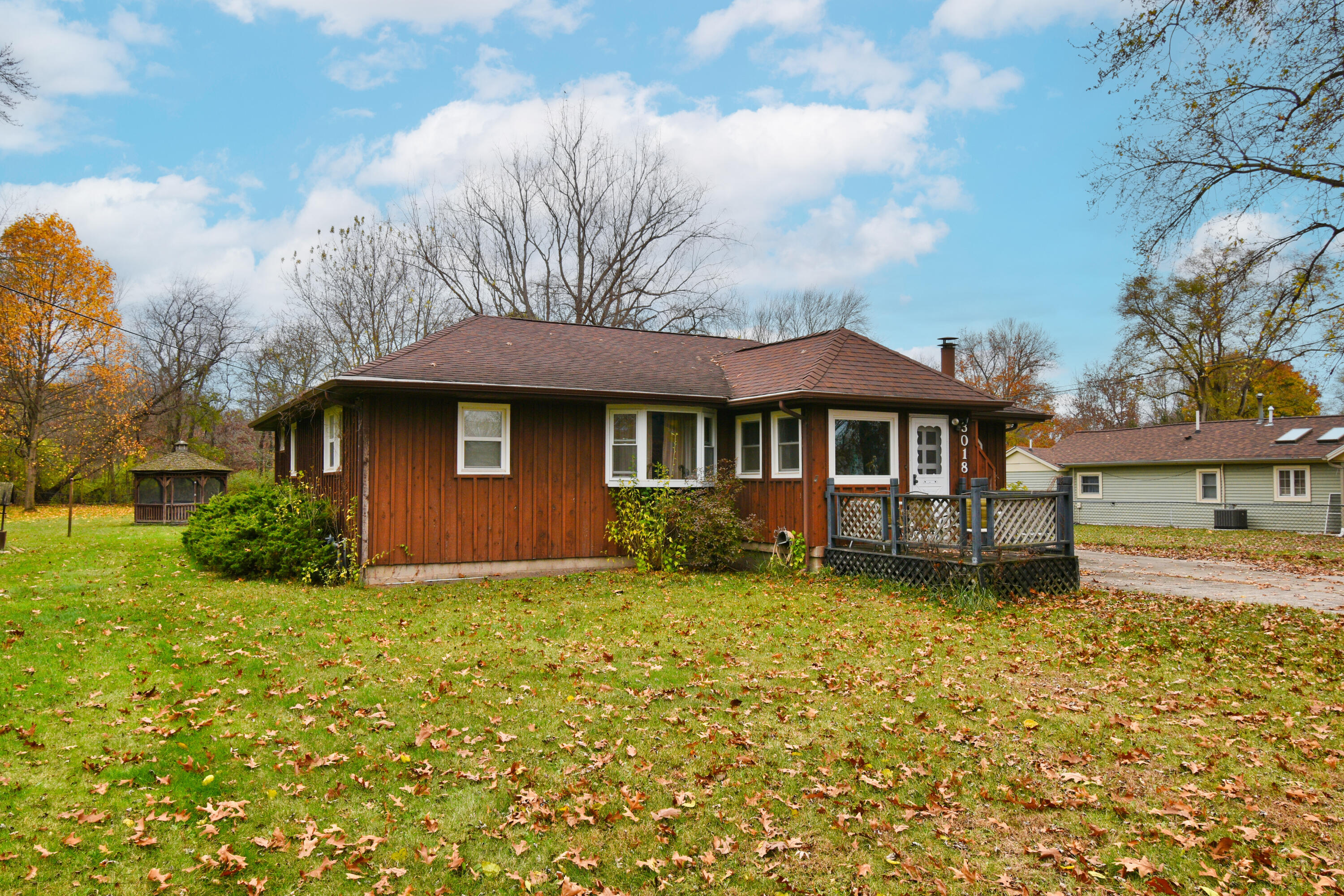 3018 Adams Road Niles, MI 49120 - Photo 2 of 27 DSC_1524