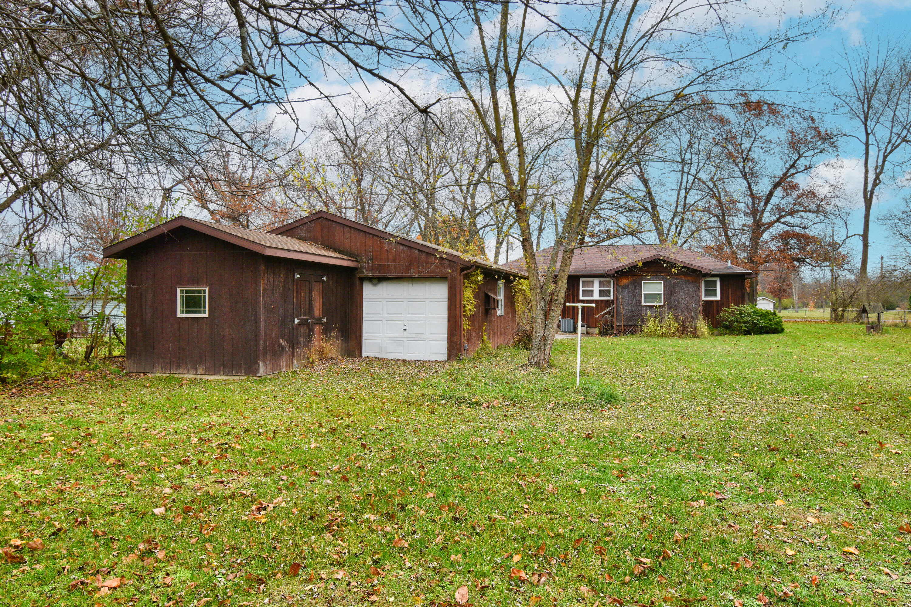 3018 Adams Road Niles, MI 49120 - Photo 3 of 27 DSC_1467