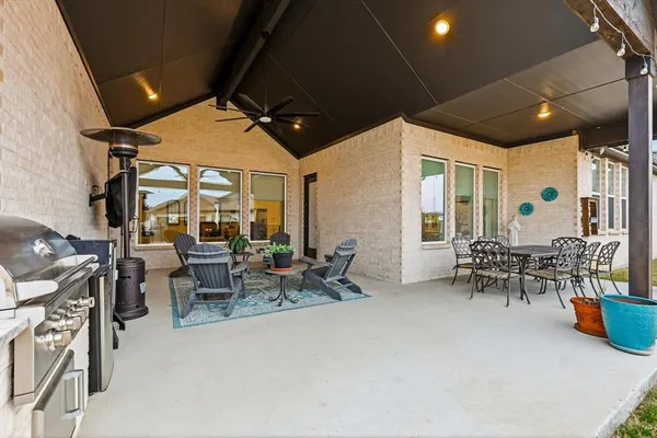 $1,135,000 | 104 Craigmore Drive, Argyle, TX 76226