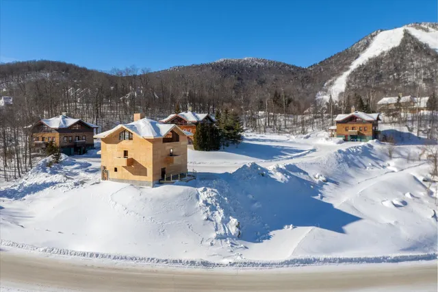 $2,875,000 | 22 Vistas Drive, Unit 1, Killington, VT 05751