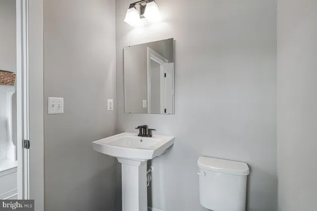 $849,950 | 11900 Sun Valley Drive, Fort Washington, MD 20744