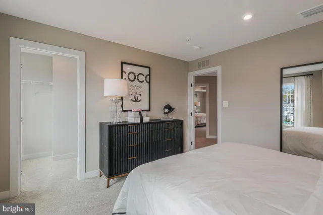 $849,950 | 11900 Sun Valley Drive, Fort Washington, MD 20744