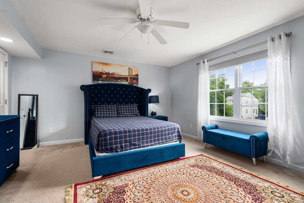86 Granby Street Springfield, MA 01108 - Photo 17 of 40