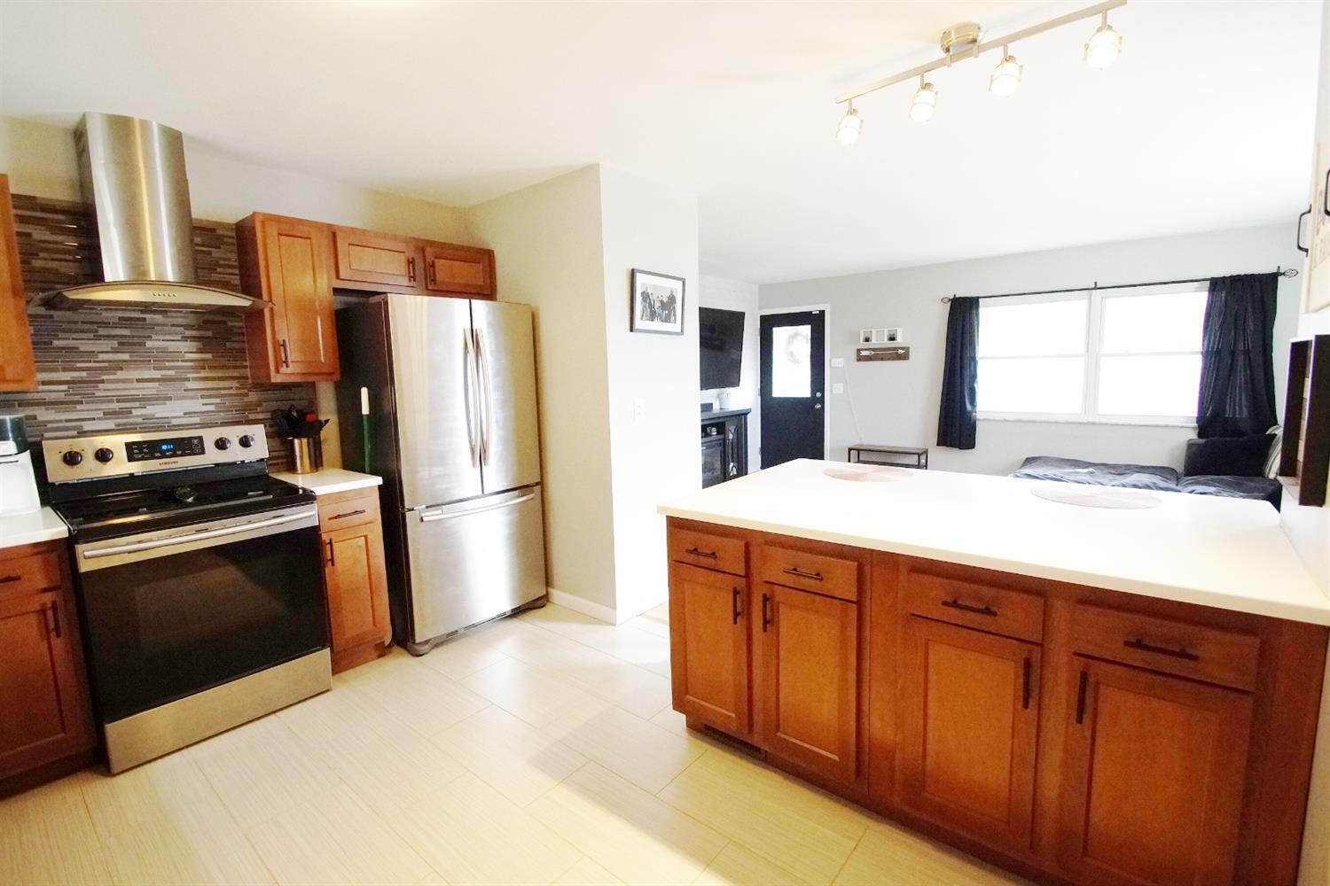 3773 Mack Road Cincinnati, OH 45248 - Photo 7 of 19