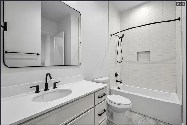 $3,785 | 2203 Hondo Avenue, Unit 203, Dallas, TX 75219