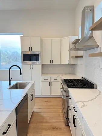 $3,785 | 2203 Hondo Avenue, Unit 203, Dallas, TX 75219