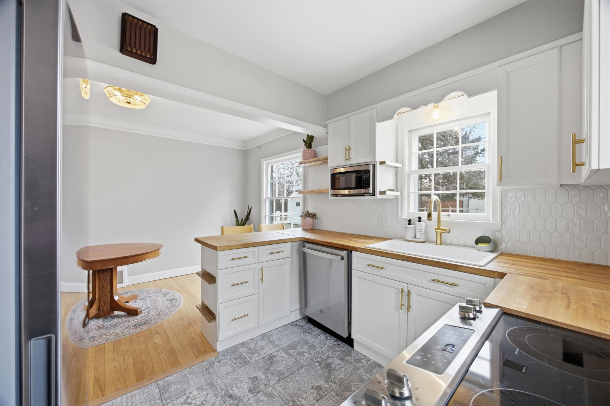 1345 3rd Street North Fargo, ND 58102 - Photo 11 of 34