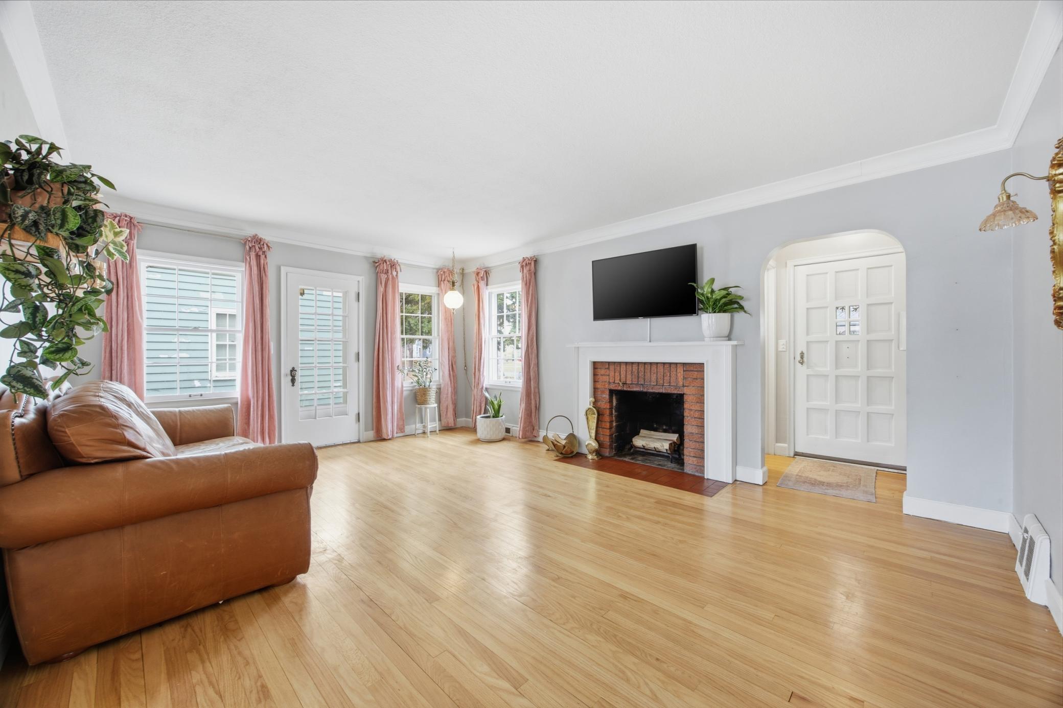 1345 3rd Street North Fargo, ND 58102 - Photo 7 of 34