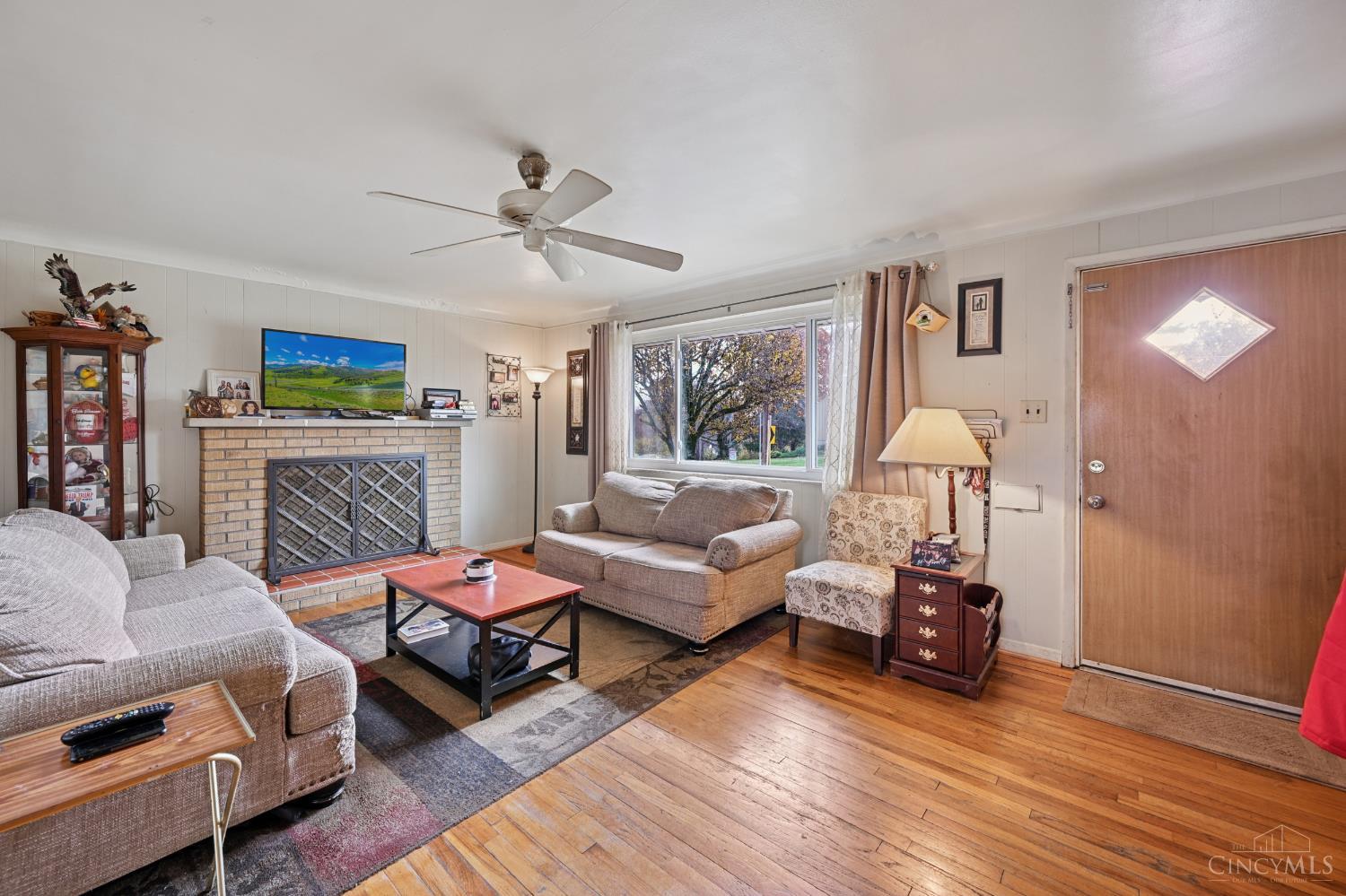 3234 Diehl Road Cincinnati, OH 45211 - Photo 6 of 28 Gallery Image 6