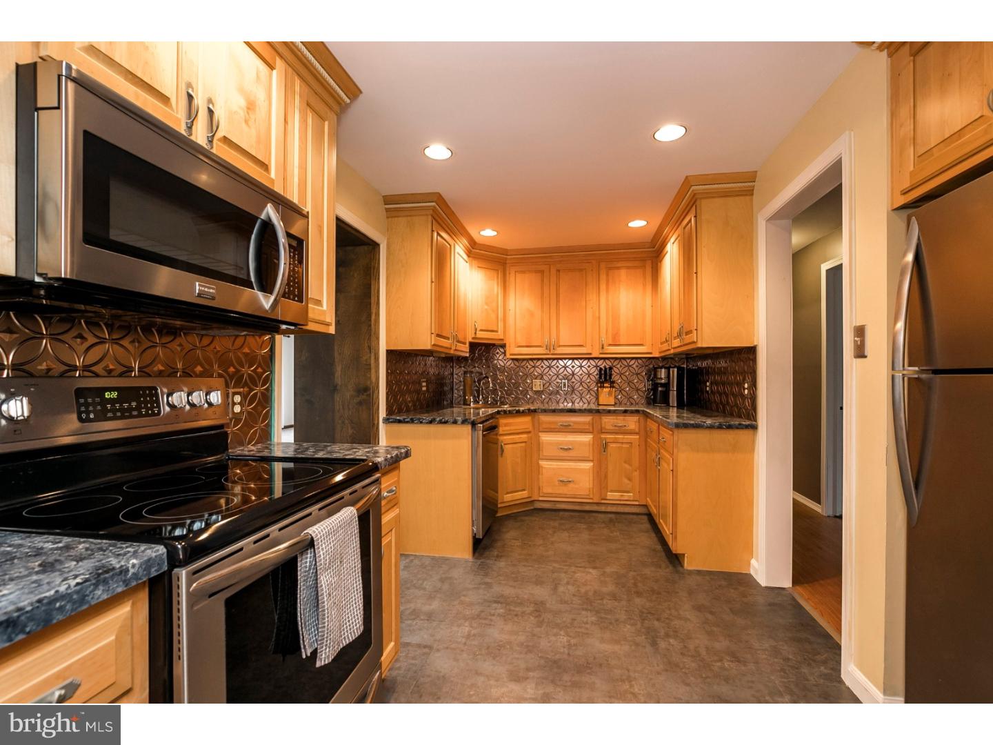 214 Stony Run Road Spring City, PA 19475 - Photo 13 of 24 Kitchen