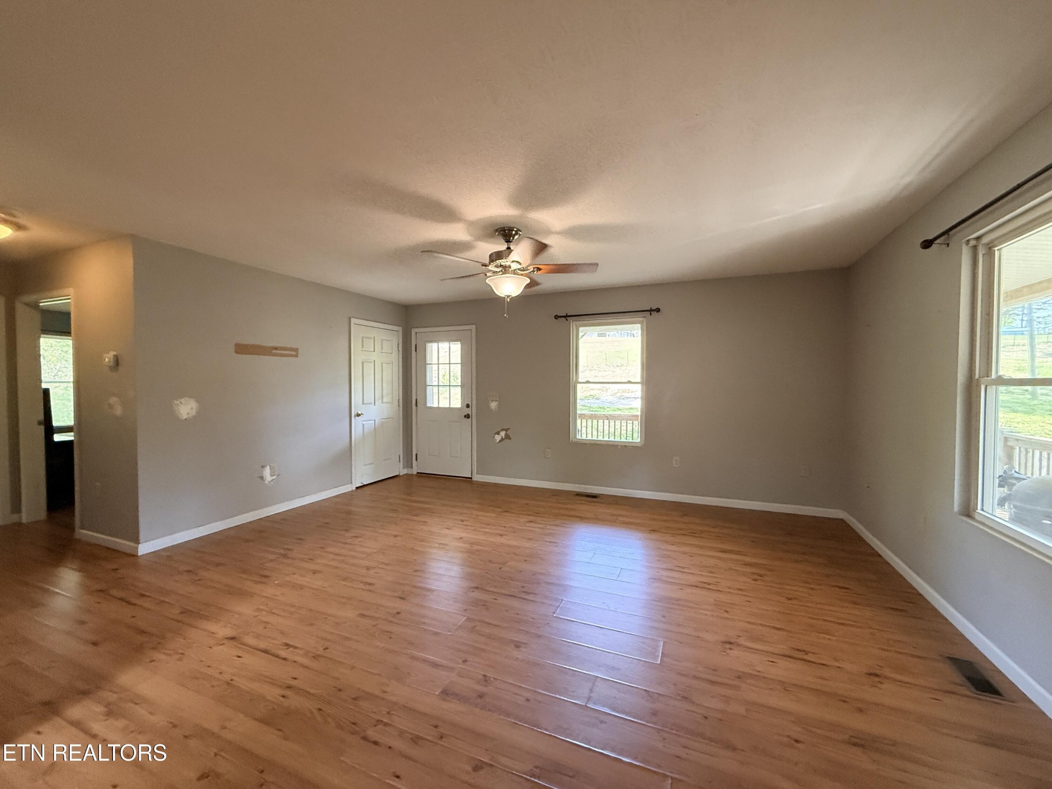 1258 Hensley Road Jamestown, TN 38556 - Photo 8 of 37 Gallery Image 8