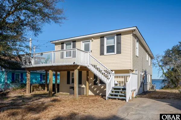 $695,000 | 429 Kitty Hawk Bay Drive, Kill Devil Hills, NC 27948