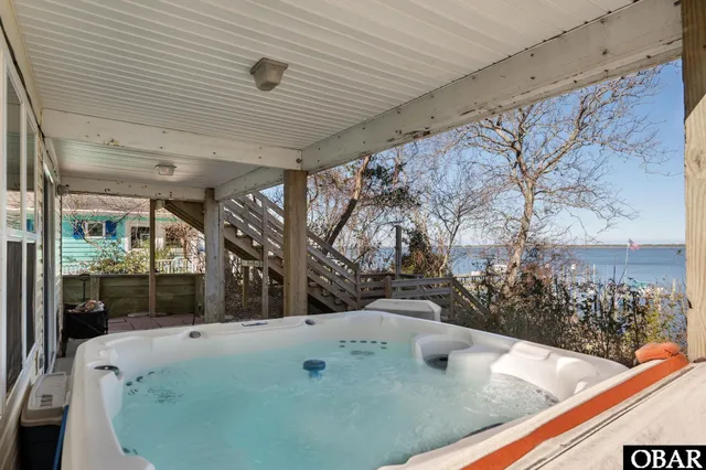 $695,000 | 429 Kitty Hawk Bay Drive, Kill Devil Hills, NC 27948