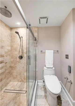 $369,500 | 2626 Peachtree Road Northwest, Unit 412, Atlanta, GA 30305