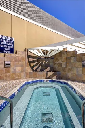 $369,500 | 2626 Peachtree Road Northwest, Unit 412, Atlanta, GA 30305