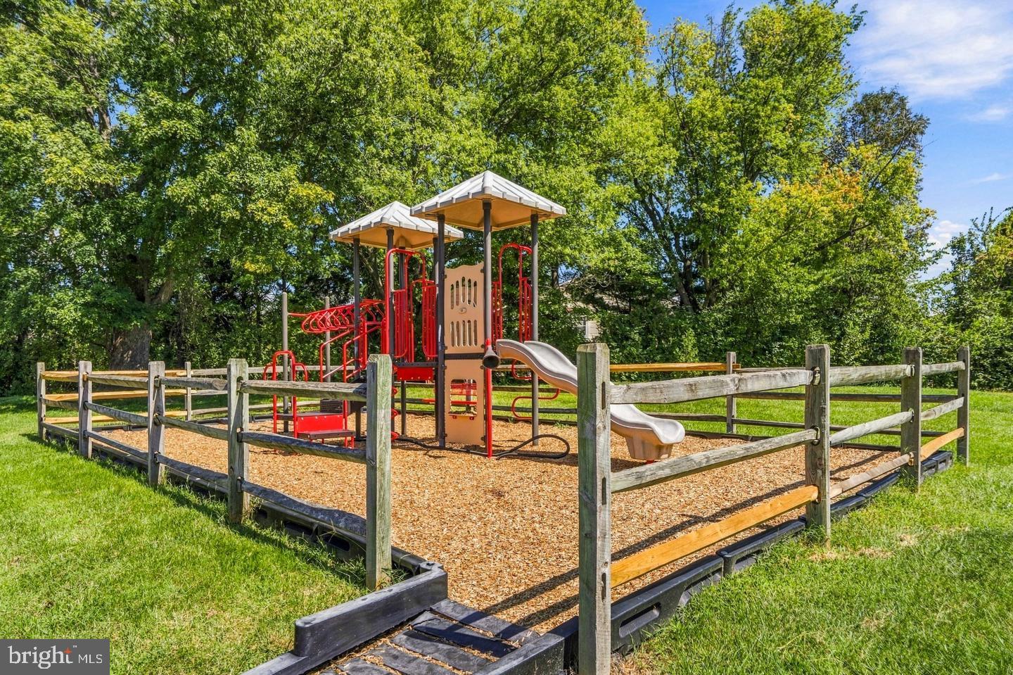 14063 Winding Ridge Lane Centreville, VA 20121 - Photo 32 of 33 Gallery Image 32