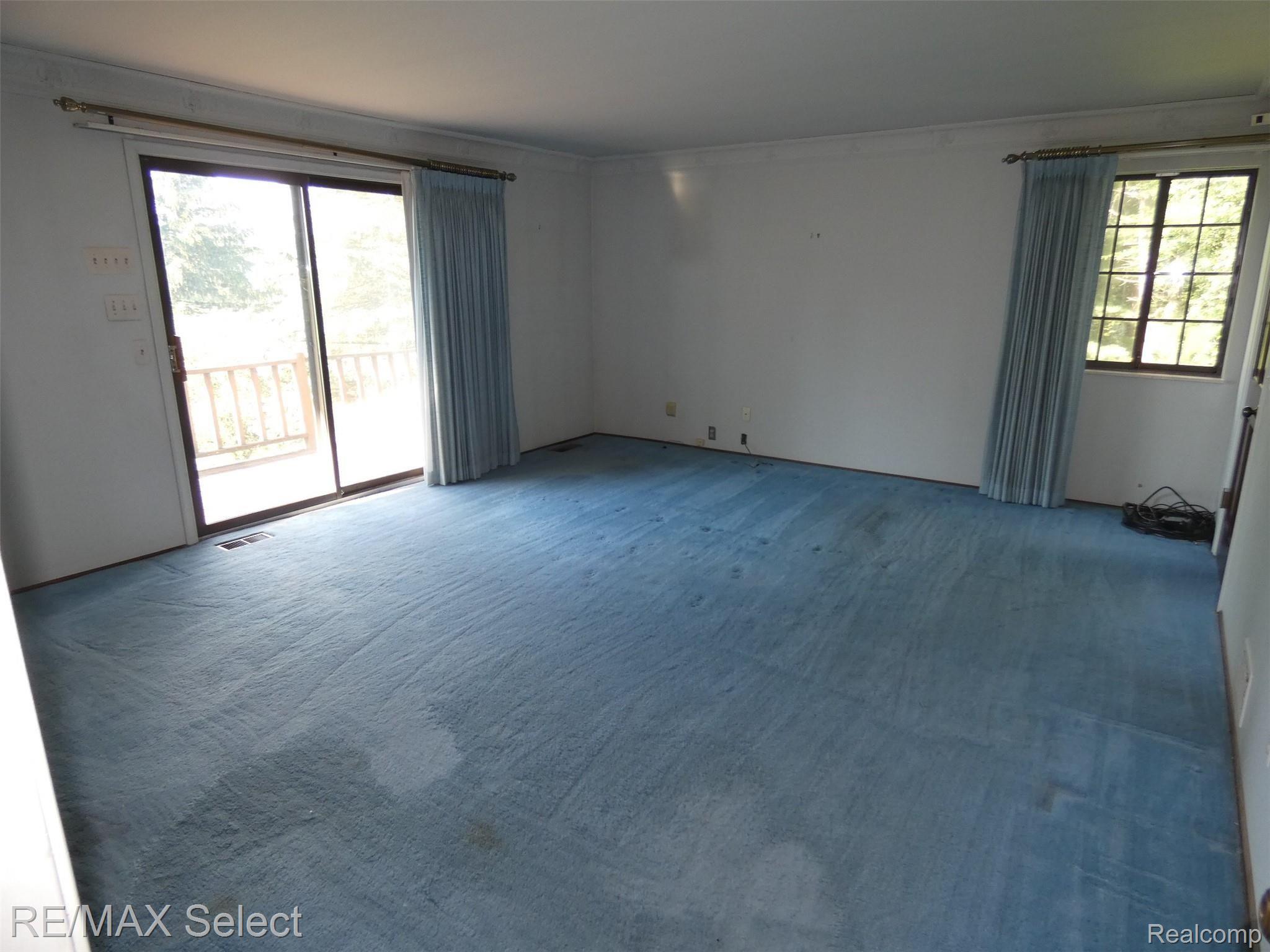 11505 Hartland Road Fenton, MI 48430 - Photo 11 of 35 Mikat 022 - Copy.JPG