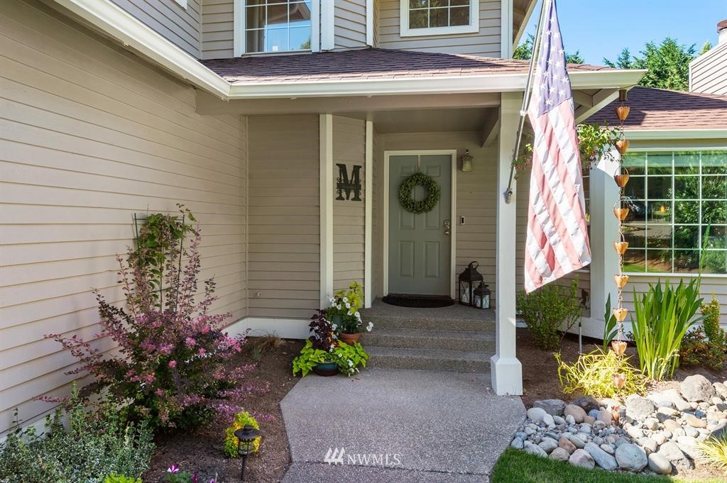 16116 Southeast 156th Street Renton, WA 98058 - Photo 2 of 34 Gallery Image 2