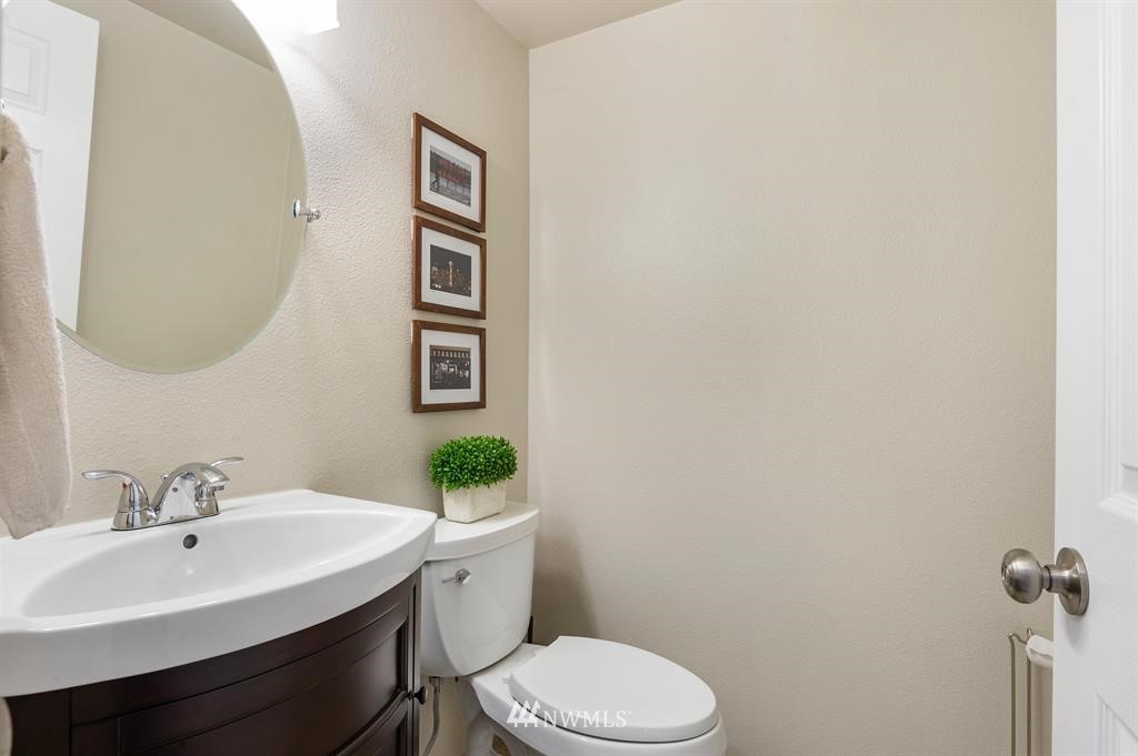 16116 Southeast 156th Street Renton, WA 98058 - Photo 17 of 34 Gallery Image 17