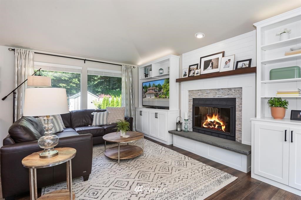 16116 Southeast 156th Street Renton, WA 98058 - Photo 3 of 34 Gallery Image 3