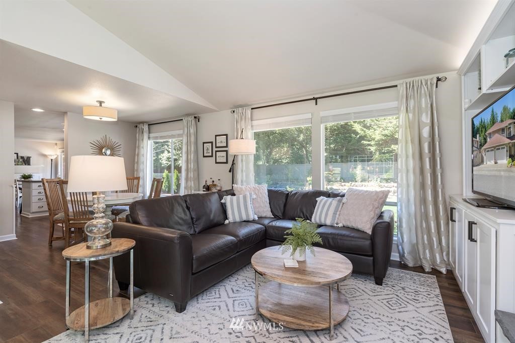 16116 Southeast 156th Street Renton, WA 98058 - Photo 4 of 34 Gallery Image 4