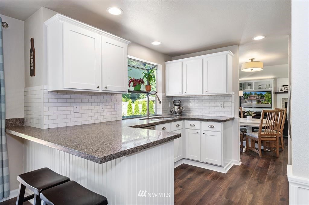 16116 Southeast 156th Street Renton, WA 98058 - Photo 10 of 34 Gallery Image 10