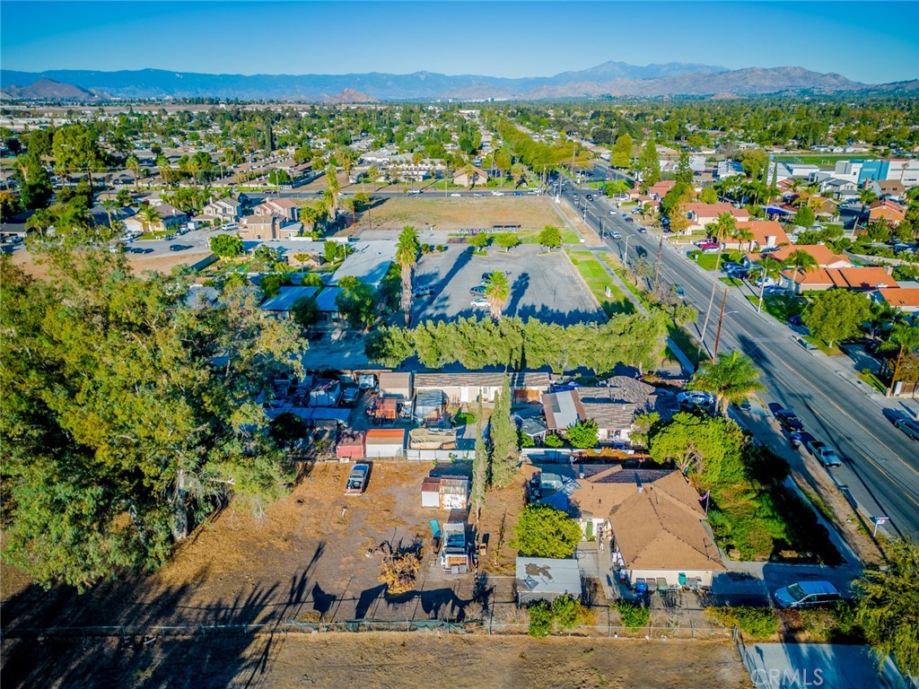 9219 Colorado Avenue Riverside, CA 92503 - Photo 3 of 4 a view of a city