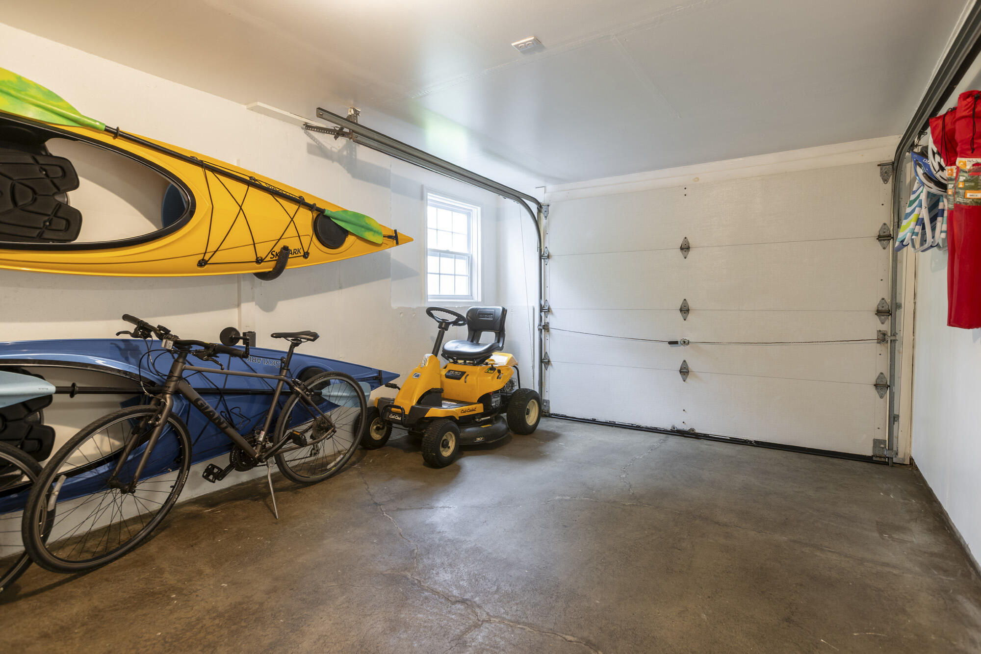 8 Oak Ridge Drive Standish, ME 04084 - Photo 34 of 50 8 Oak Ridge_W5_31