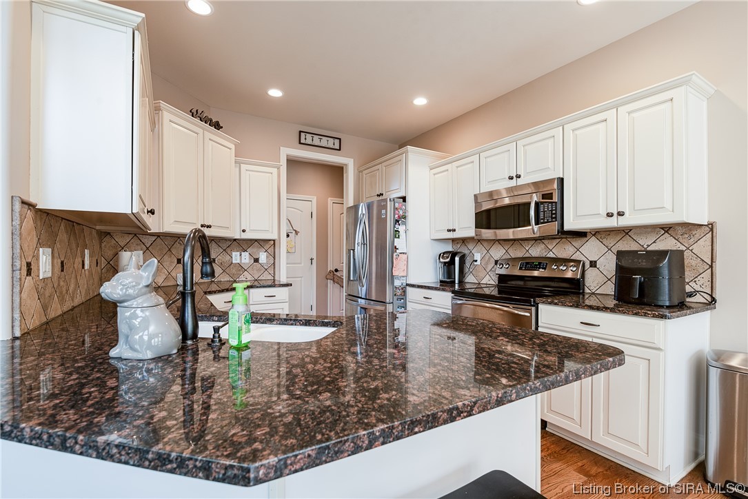 1306 South Heidelberg Road Southwest Corydon, IN 47112 - Photo 9 of 46 Gallery Image 9