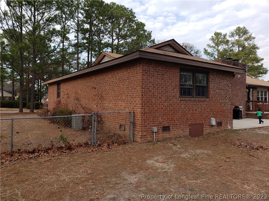 5725 Archer Road Hope Mills, NC 28348 - Photo 4 of 26 Gallery Image 4