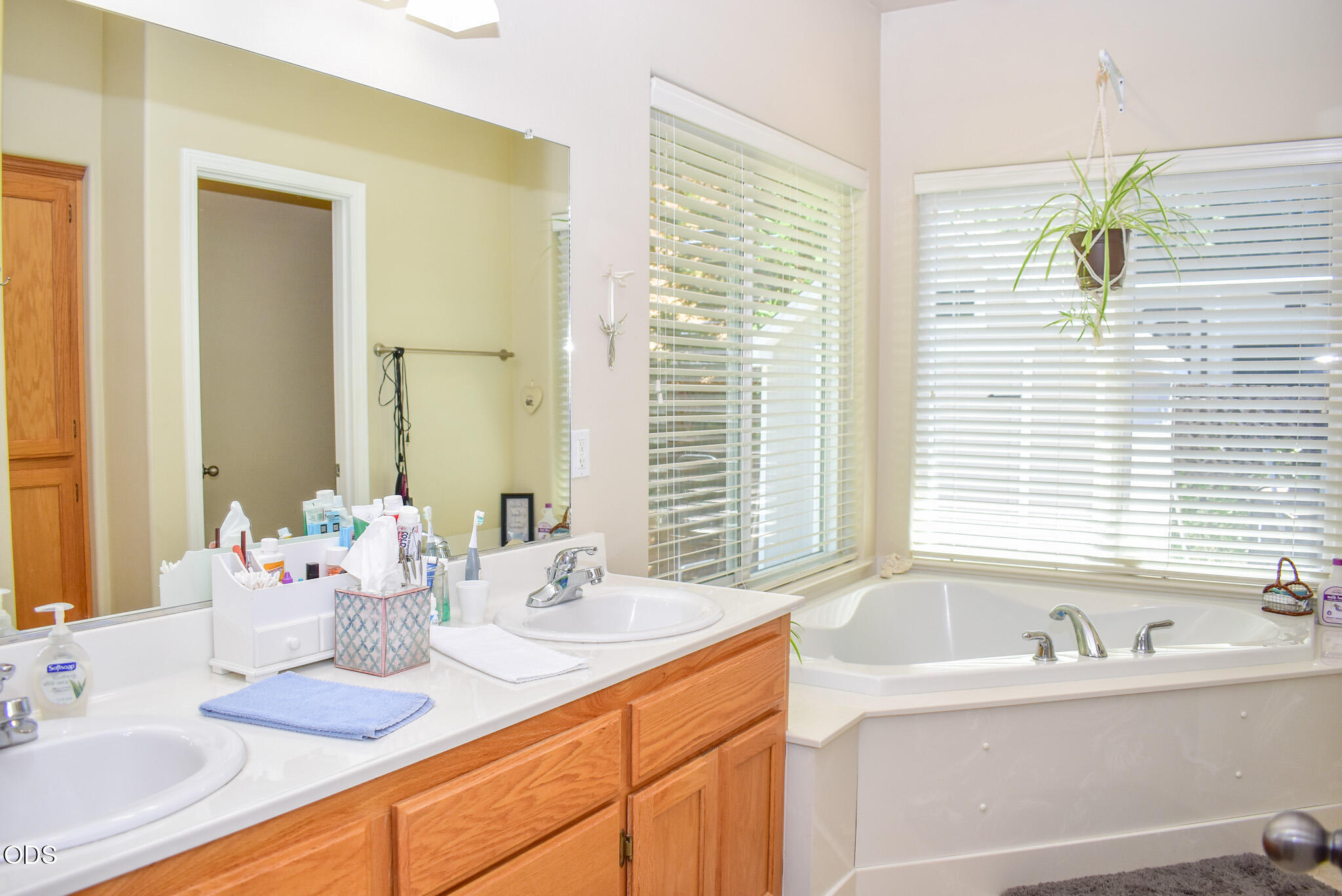 799 Three Pines Road Grants Pass, OR 97526 - Photo 11 of 40