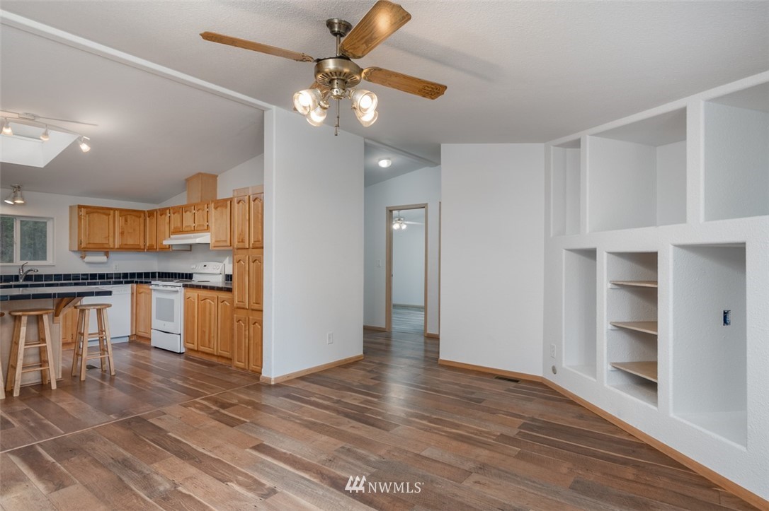 2930 North Taylor Road, Unit 10 Oak Harbor, WA 98277 - Photo 15 of 34 Gallery Image 15