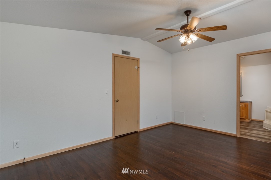 2930 North Taylor Road, Unit 10 Oak Harbor, WA 98277 - Photo 18 of 34 Gallery Image 18