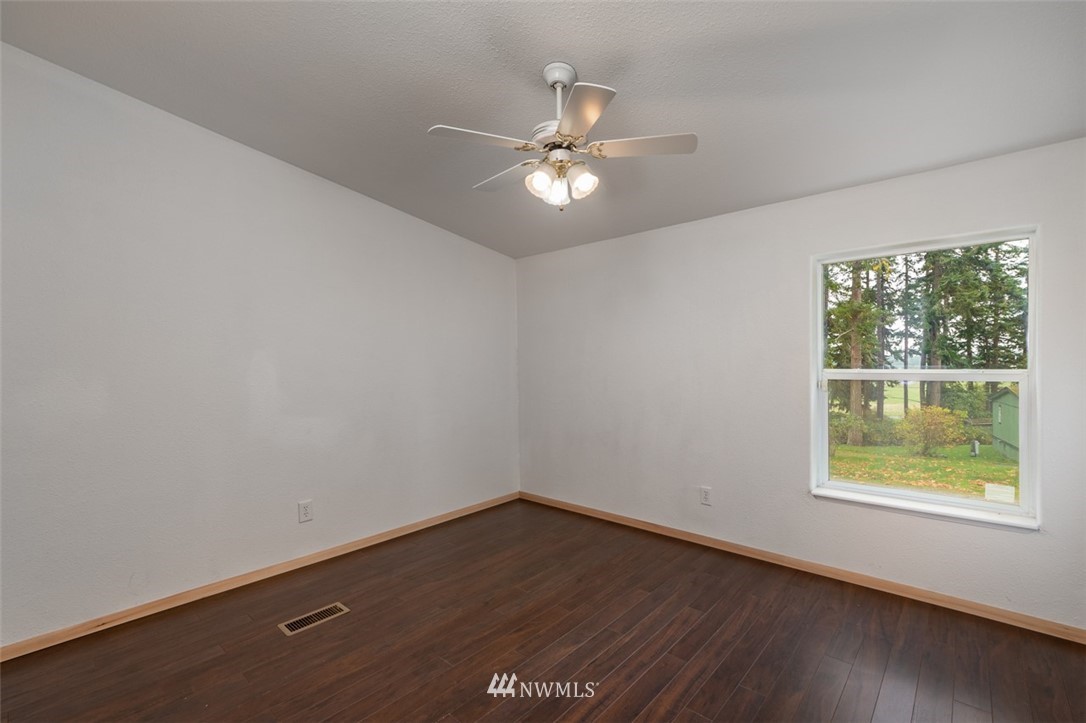 2930 North Taylor Road, Unit 10 Oak Harbor, WA 98277 - Photo 22 of 34 Gallery Image 22