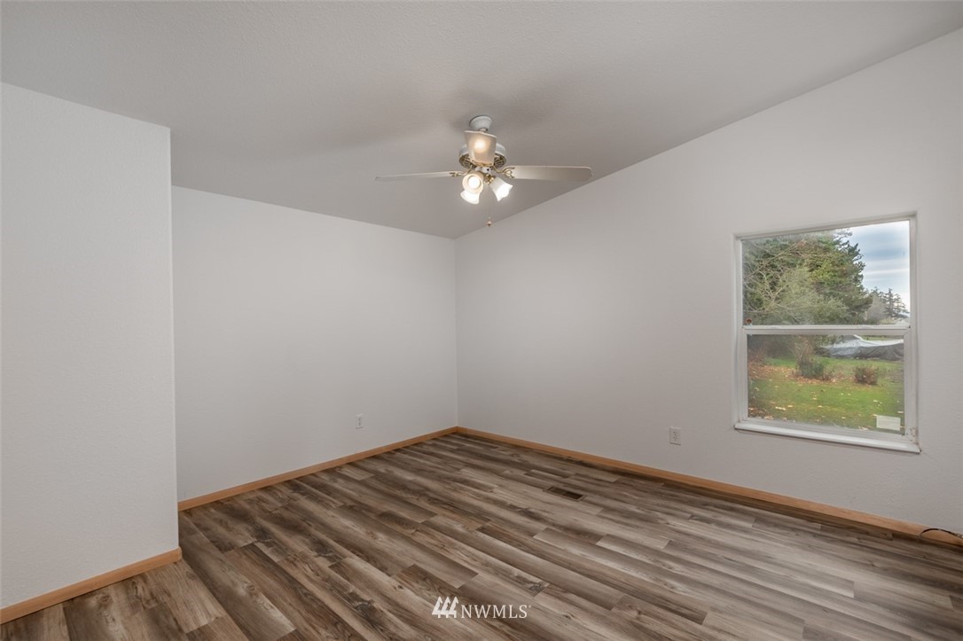 2930 North Taylor Road, Unit 10 Oak Harbor, WA 98277 - Photo 25 of 34 Gallery Image 25