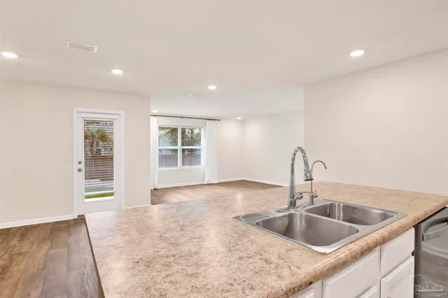 $2,145 | 1894 Mary Jo Way, Pensacola, FL 32534