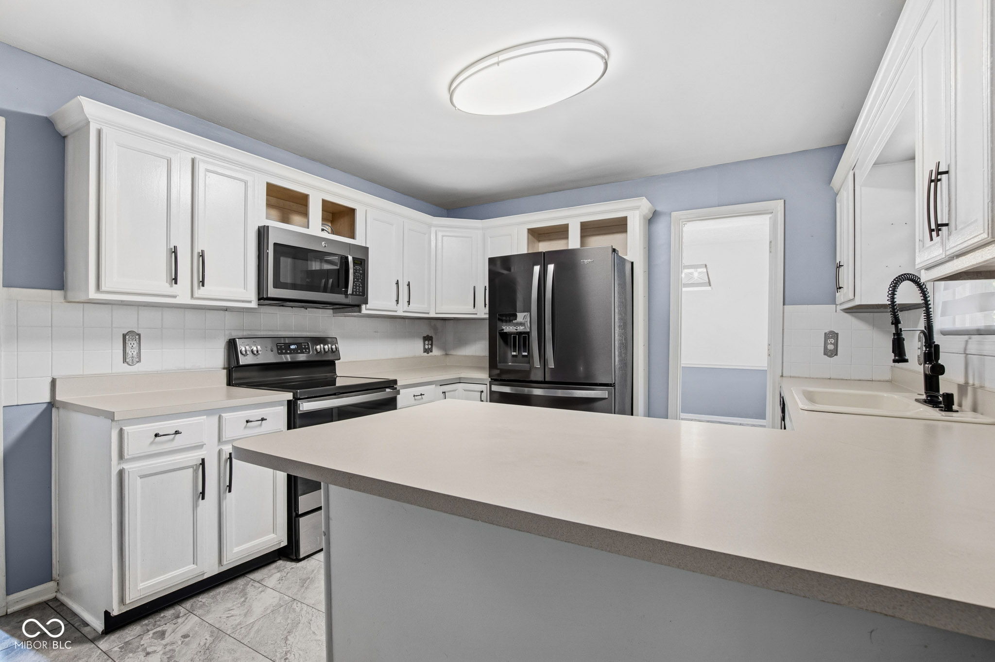 4404 Devon Lake Road Indianapolis, IN 46226 - Photo 11 of 68