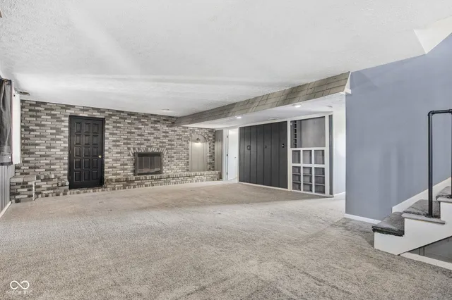 $419,900 | 4404 Devon Lake Road, Indianapolis, IN 46226