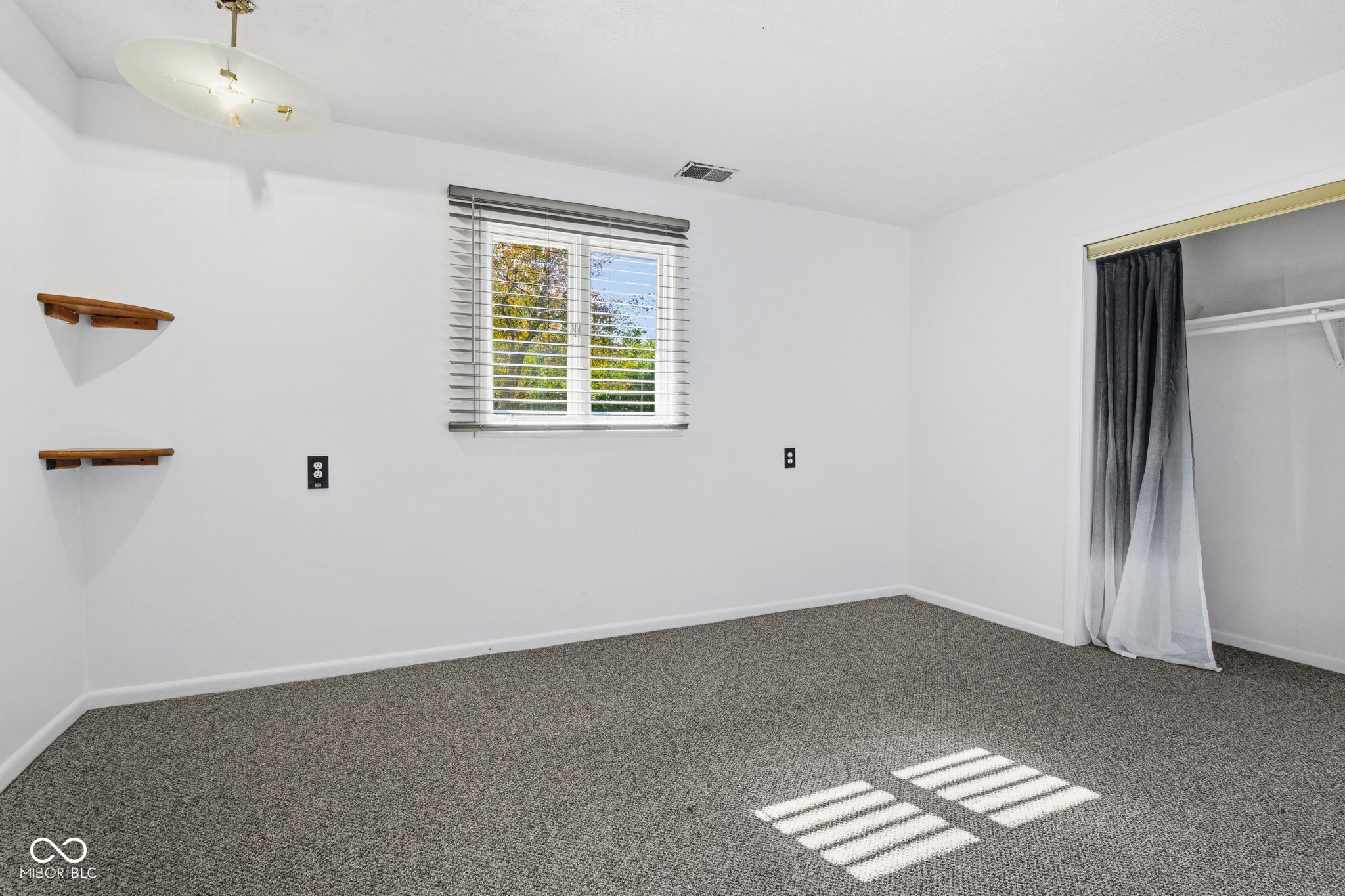 4404 Devon Lake Road Indianapolis, IN 46226 - Photo 18 of 68