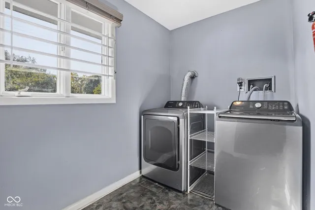 $419,900 | 4404 Devon Lake Road, Indianapolis, IN 46226