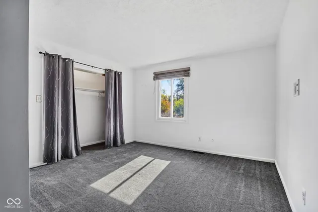 $419,900 | 4404 Devon Lake Road, Indianapolis, IN 46226